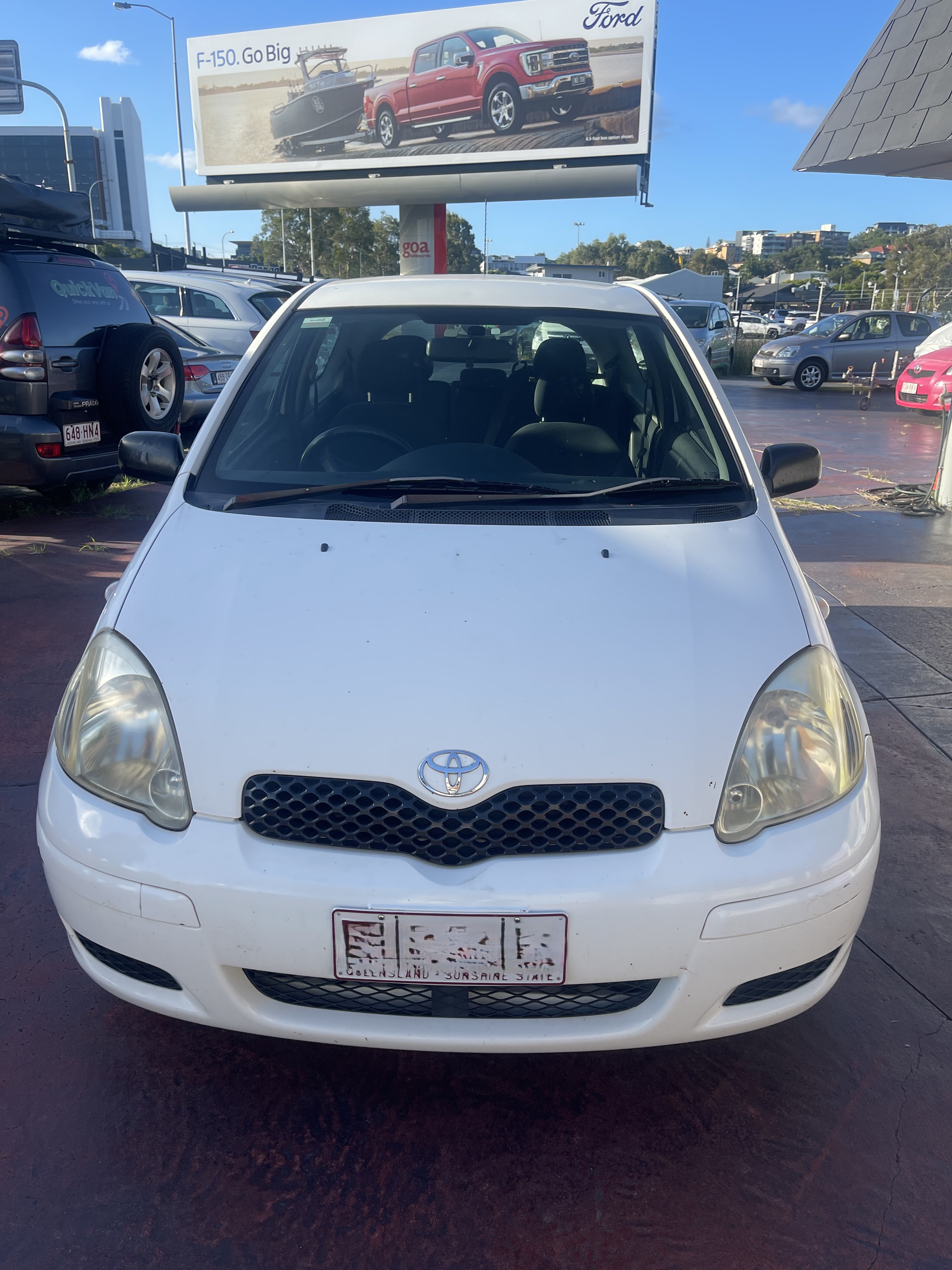 Toyota Echo White 2004