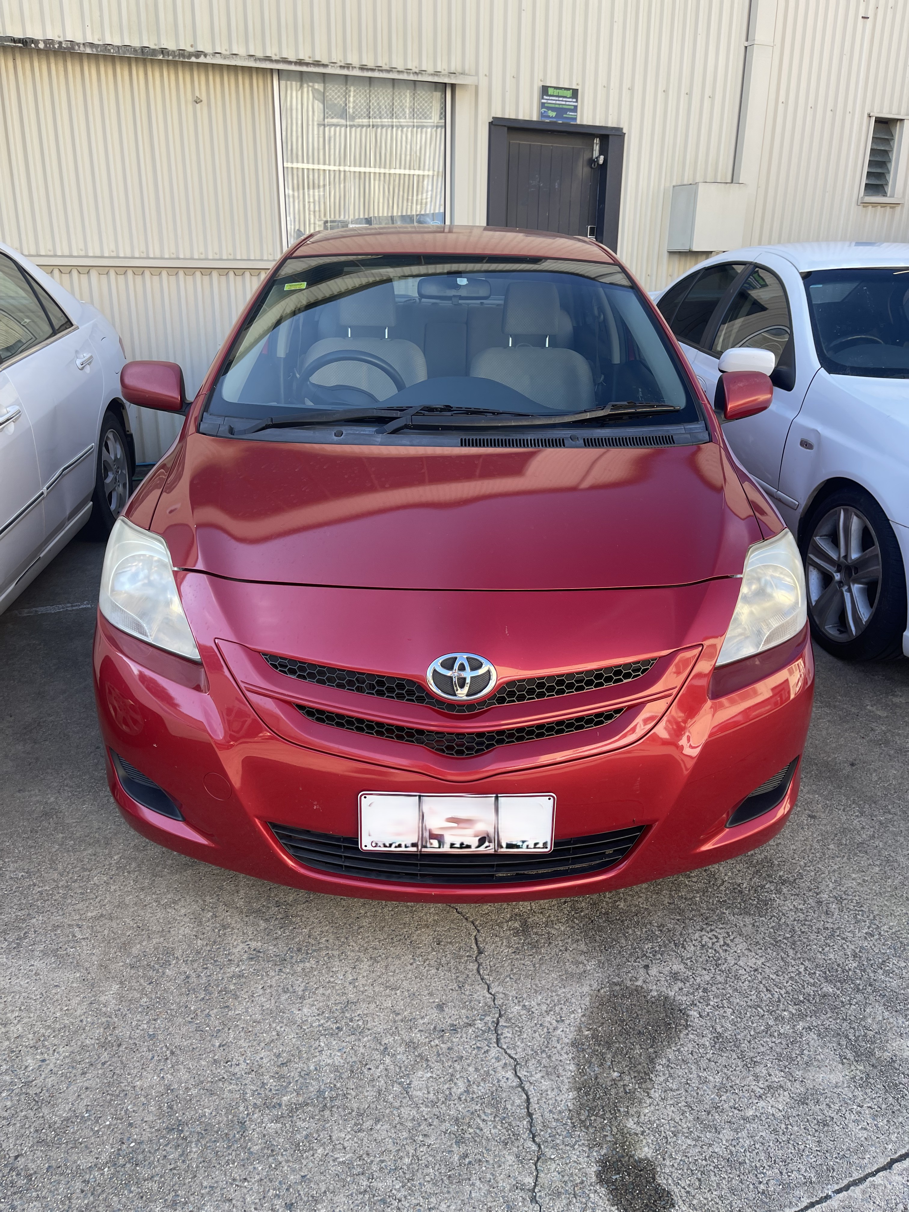 Toyota Yaris Hatchback Red 2007