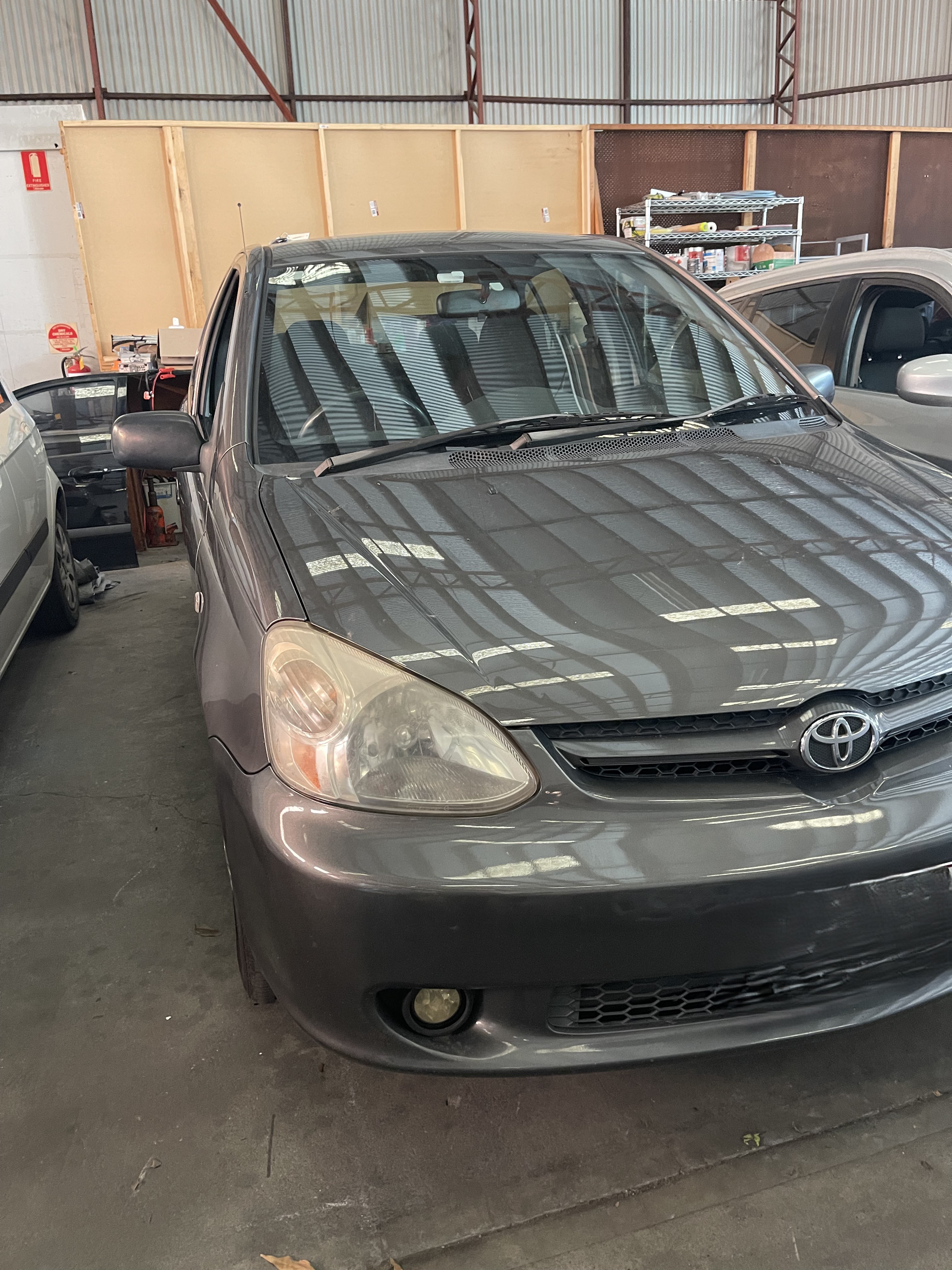 Toyota Echo Grey 2005