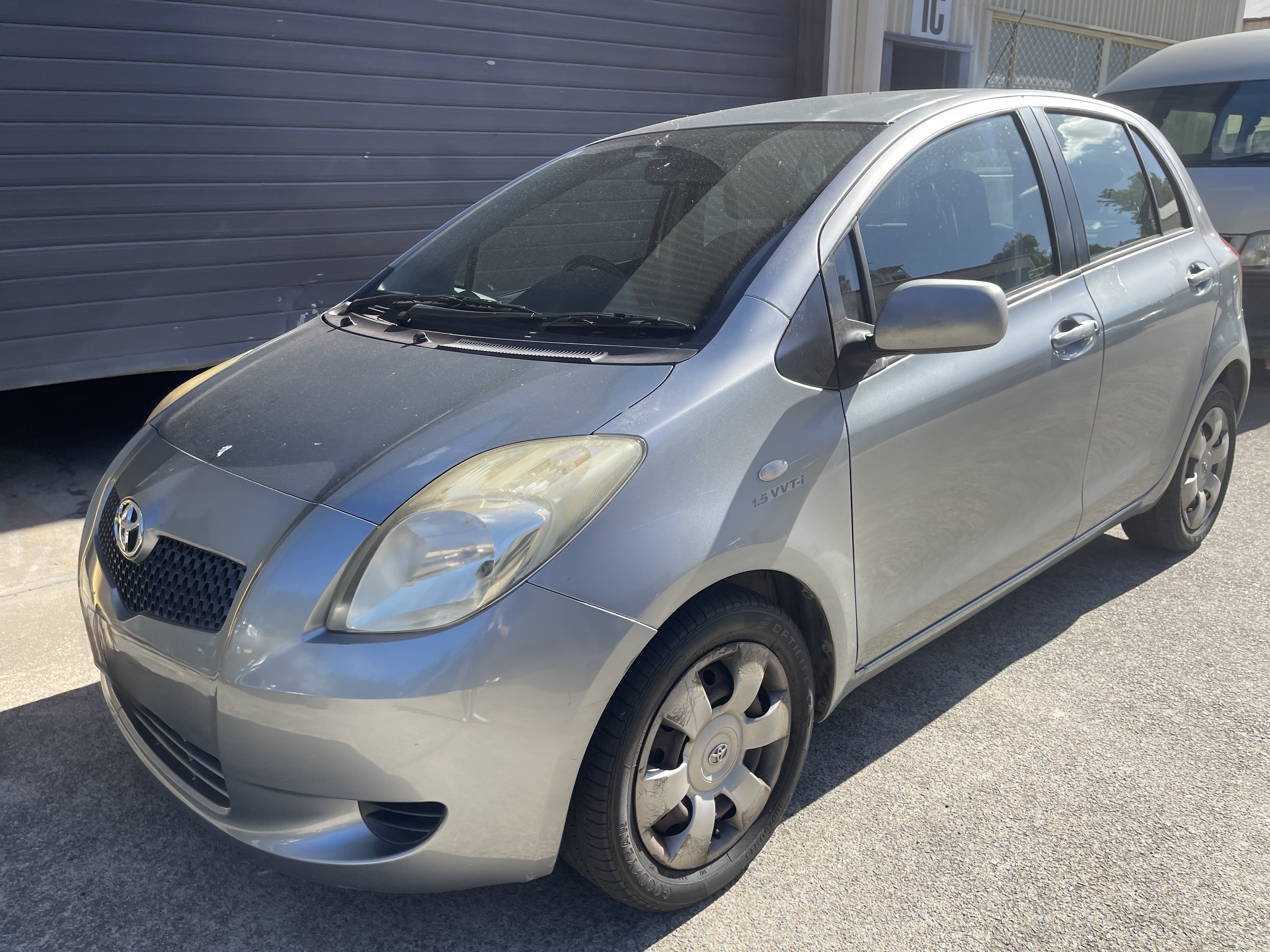 Toyota Yaris Hatchback Grey 2006