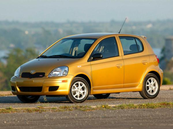 Toyota Echo hatchback 1999